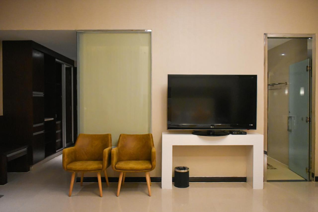 Mg Grand Hotel Olongapo Eksteriør bilde